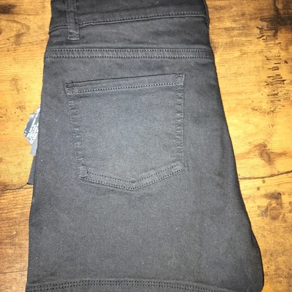 Guess Black Jean Shorts Casual Style - Picture 2 of 10